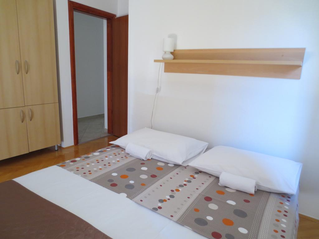 Apartments Kovacic Omiš Szoba fotó