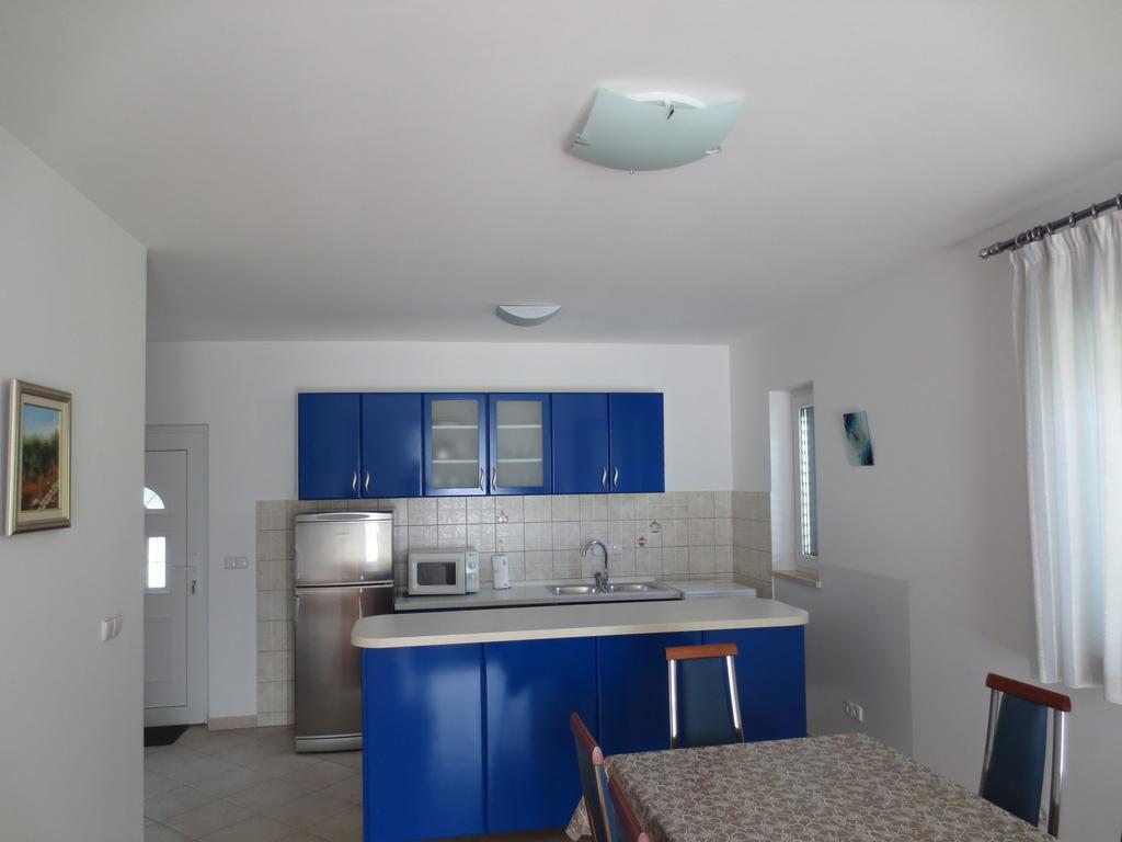 Apartments Kovacic Omiš Szoba fotó