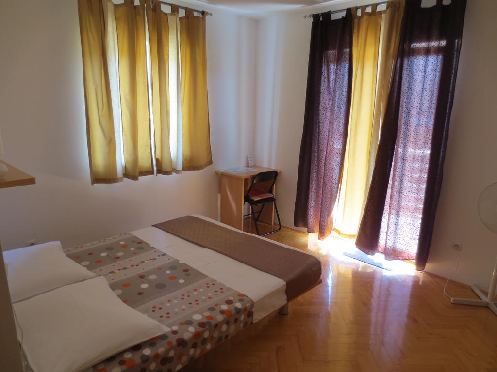 Apartments Kovacic Omiš Szoba fotó