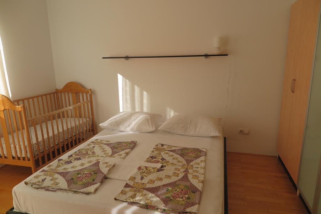 Apartments Kovacic Omiš Kültér fotó