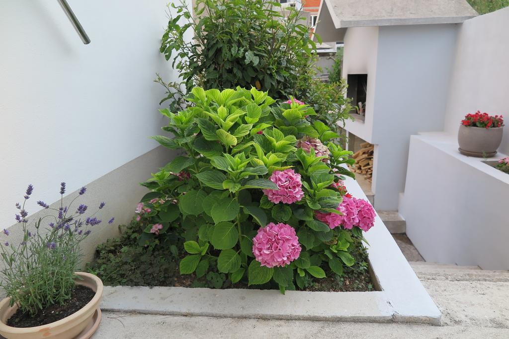 Apartments Kovacic Omiš Kültér fotó