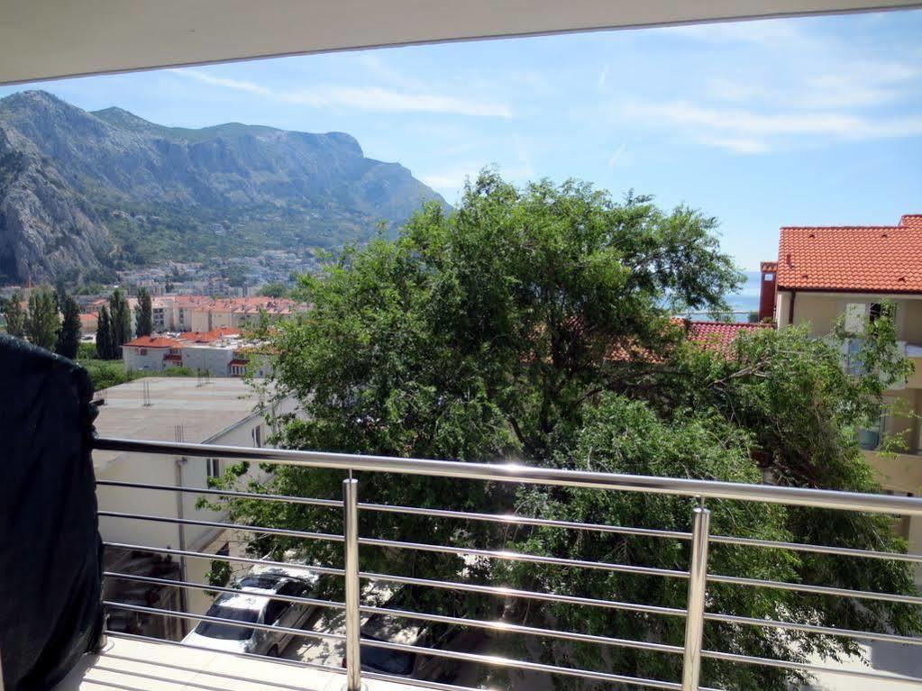 Apartments Kovacic Omiš Kültér fotó